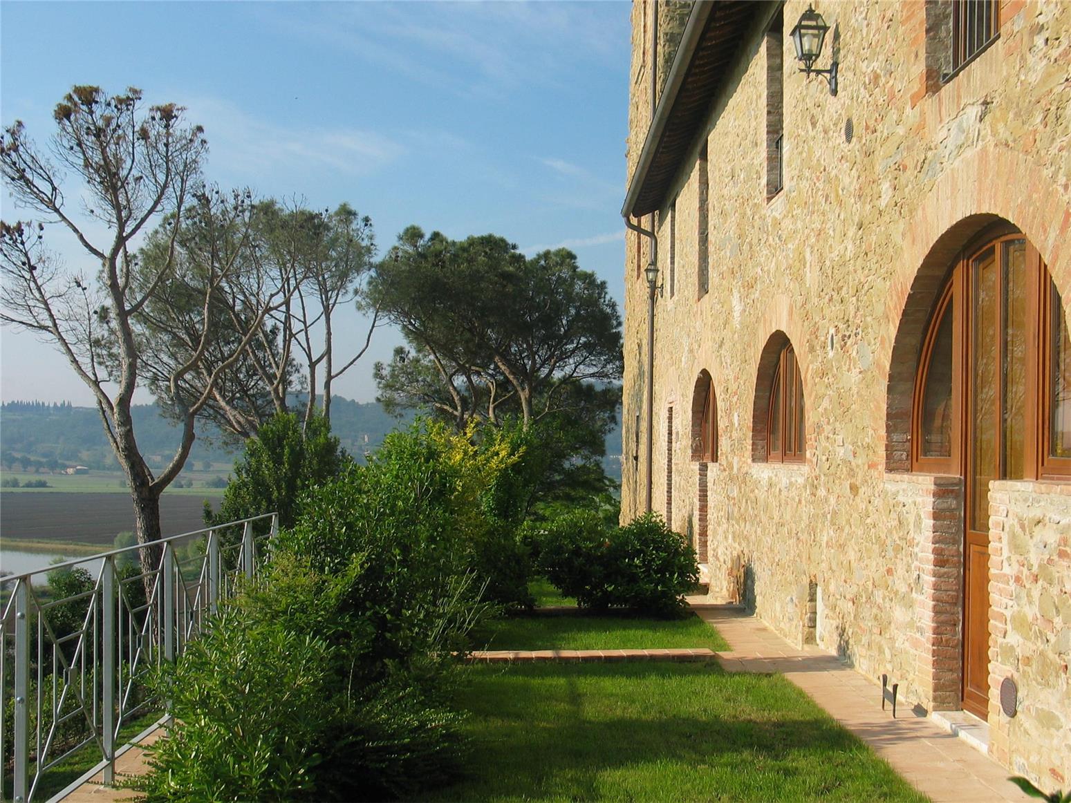 castello-monticelli-44